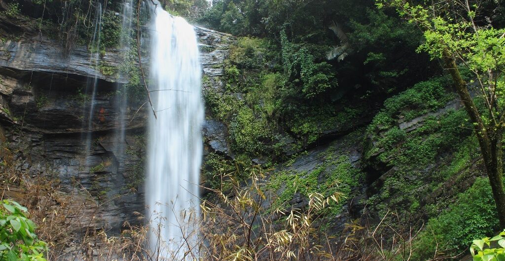 Didupe falls trek