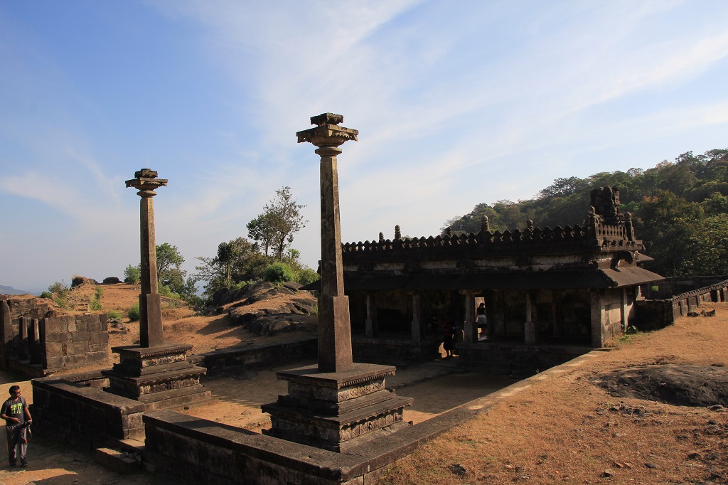 Kashi Viswanatha Temple on top of Kavaledurga