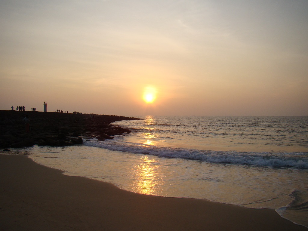 Panambur beach is one of the best picnic places to visit in Mangalore